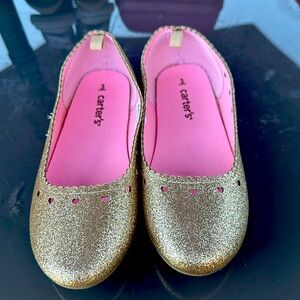 Girls Carters size 3 glittery gold flats